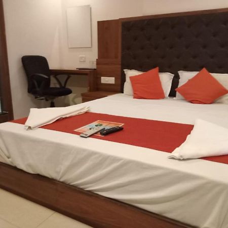 Hotel Sai Deep Lodging By Wb Inn Navi Mumbai Luaran gambar